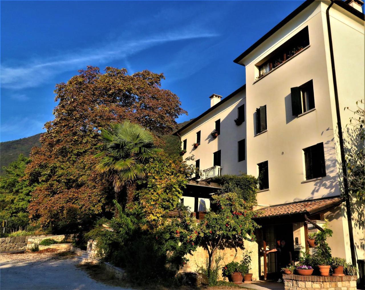 Locanda Alla Posta Borso del Grappa Ngoại thất bức ảnh
